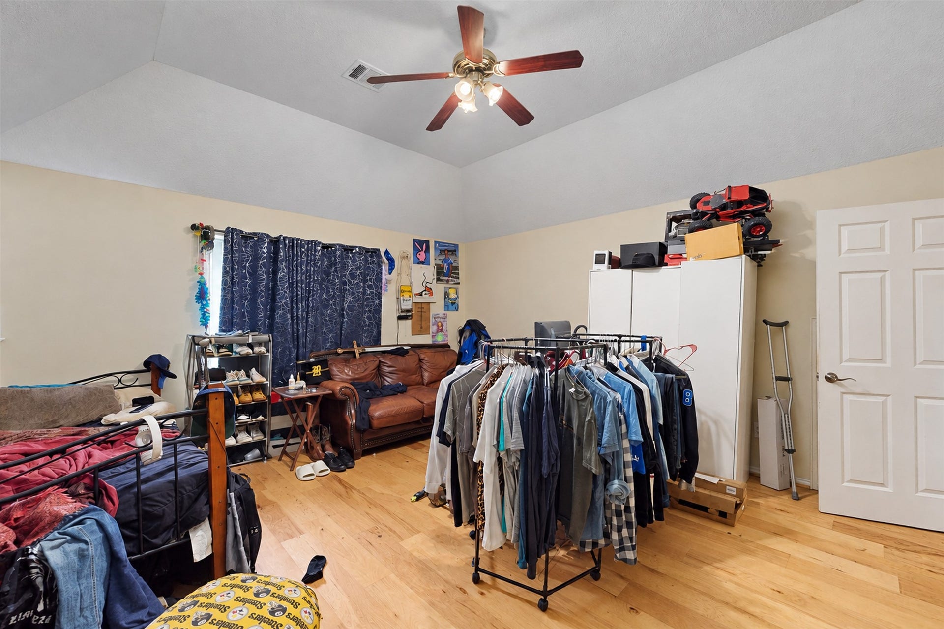 2207 Longspur Lane, League City, TX 77573 2207 Longspur Lane, League City, TX 77573