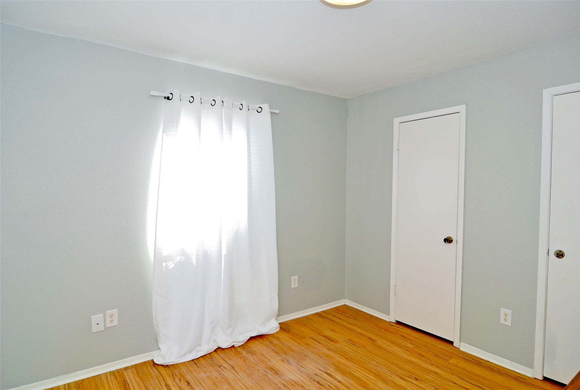 18800 Egret Bay Boulevard, #1201, Webster, TX 77058 Bedroom # 2 pool views and double closet