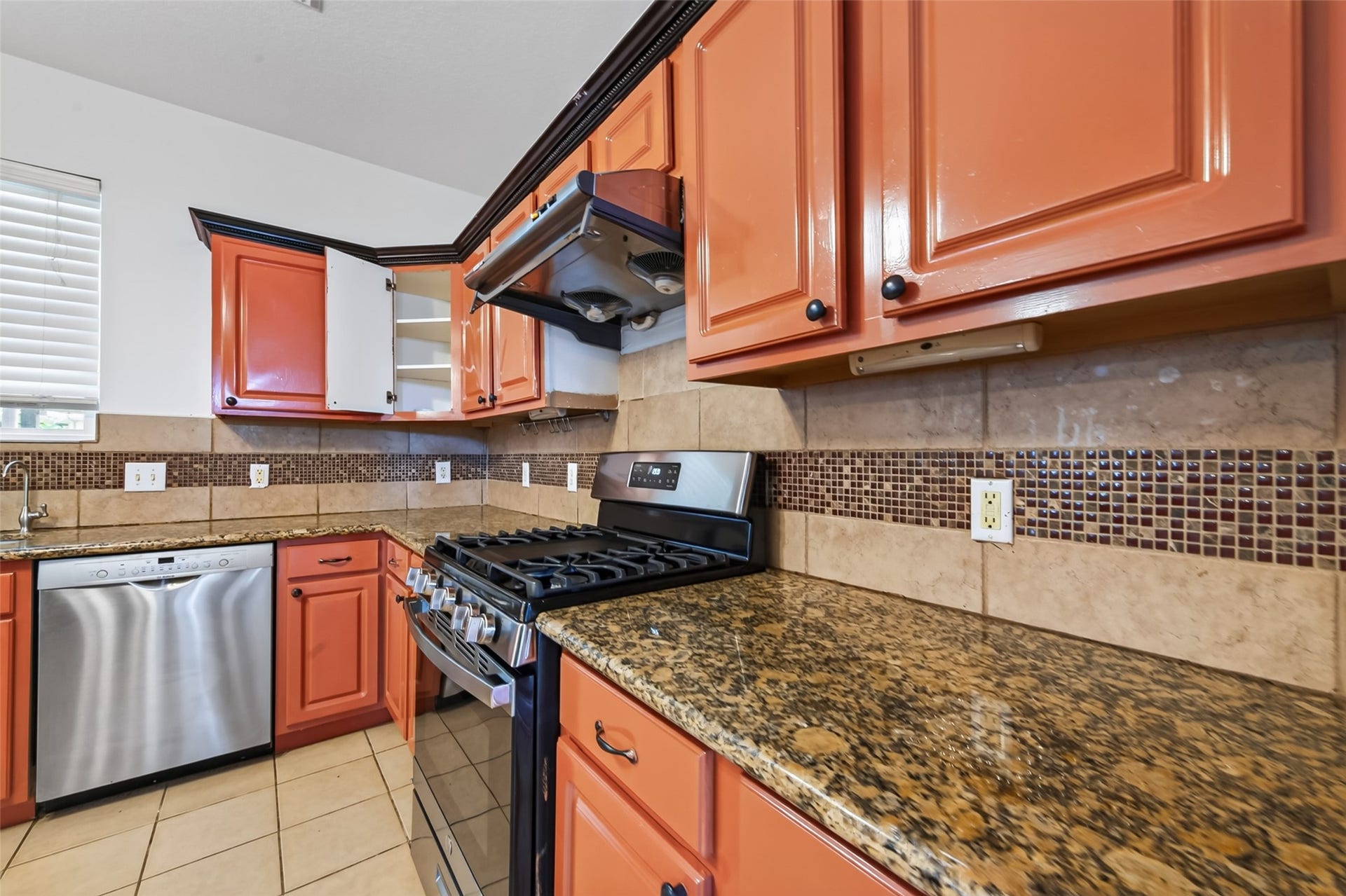 12214 Doe Meadow Drive, Stafford, TX 77477 12214 Doe Meadow Drive, Stafford, TX 77477