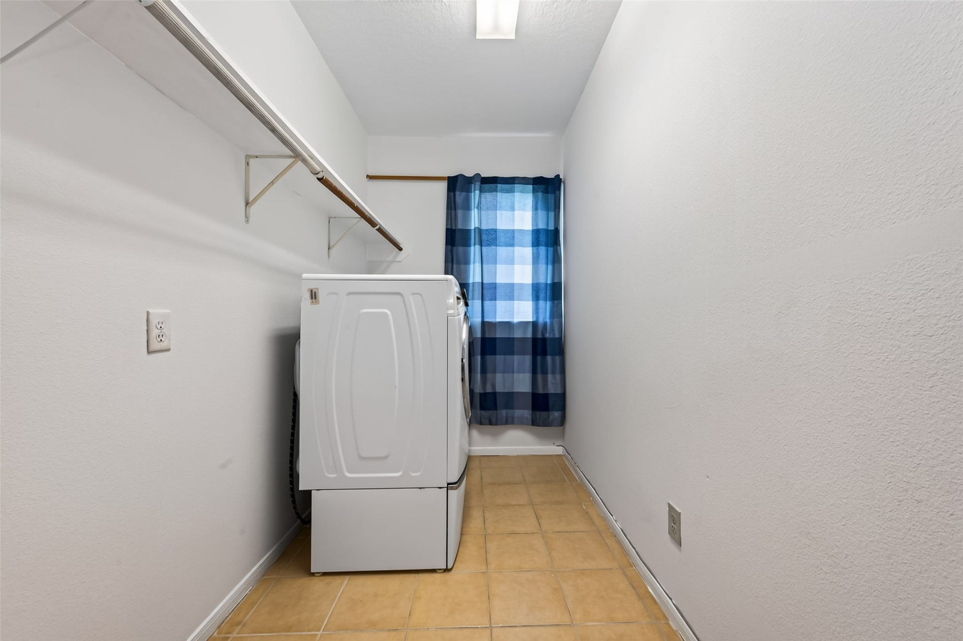12214 Doe Meadow Drive, Stafford, TX 77477 12214 Doe Meadow Drive, Stafford, TX 77477