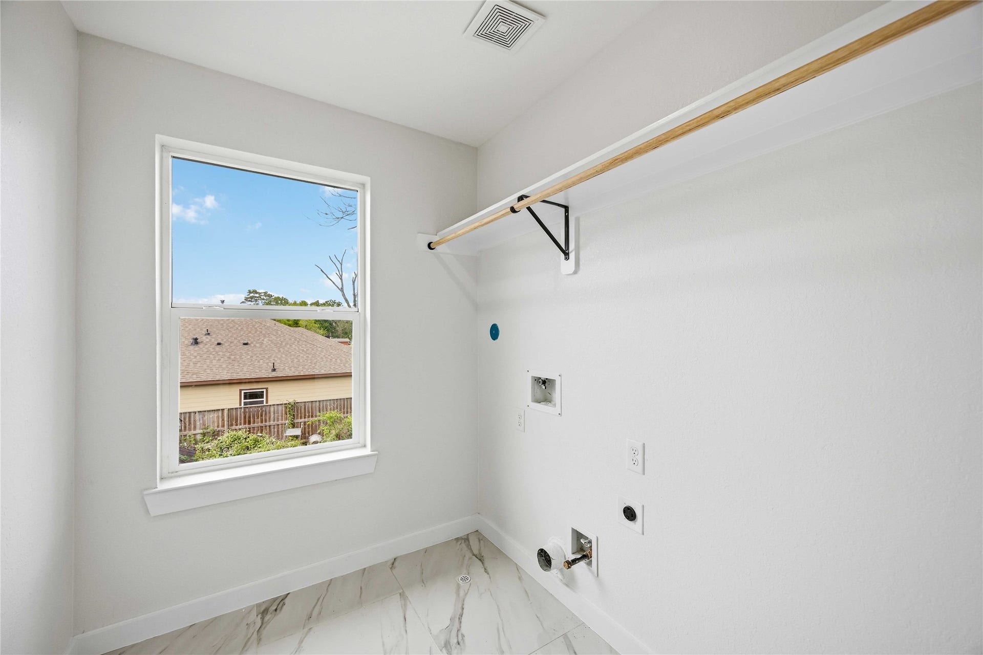6610 Ezzard Charles Lane, #A/B, Houston, TX 77091 6610 Ezzard Charles Lane, #A/B, Houston, TX 77091