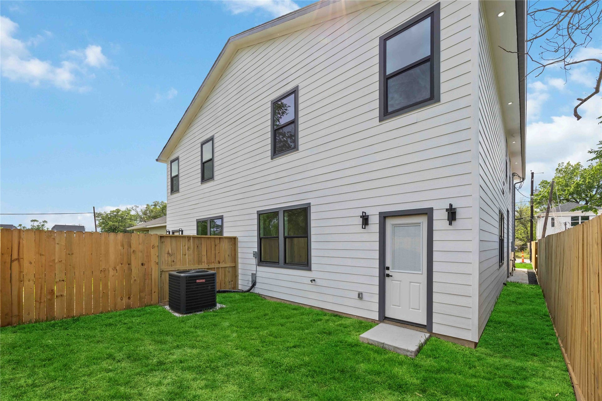 6610 Ezzard Charles Lane, #A/B, Houston, TX 77091 6610 Ezzard Charles Lane, #A/B, Houston, TX 77091