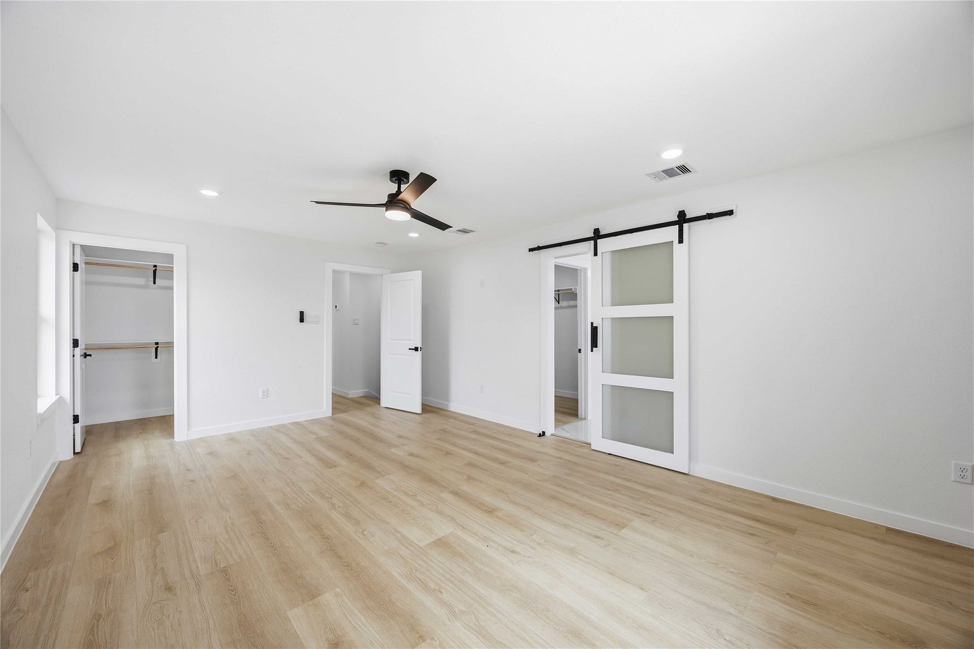 6610 Ezzard Charles Lane, #A/B, Houston, TX 77091 6610 Ezzard Charles Lane, #A/B, Houston, TX 77091