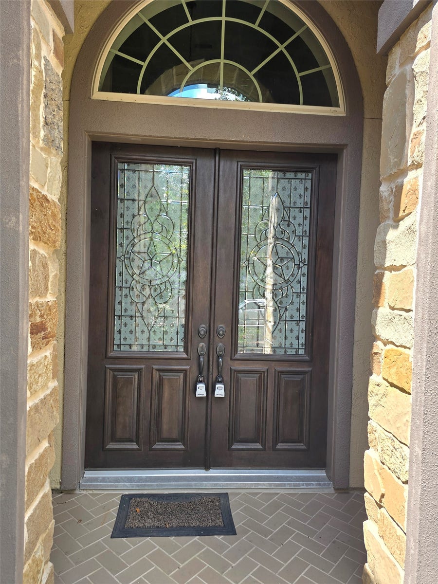 Property photo for 10 Val Delsa Court, Missouri City, TX