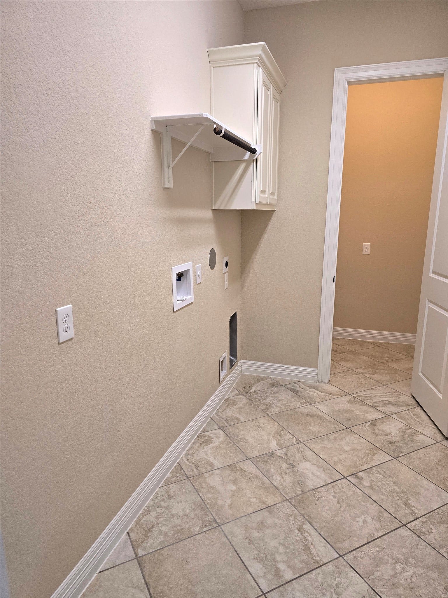 10 Val Delsa Court, Missouri City, TX 77459 10 Val Delsa Court, Missouri City, TX 77459