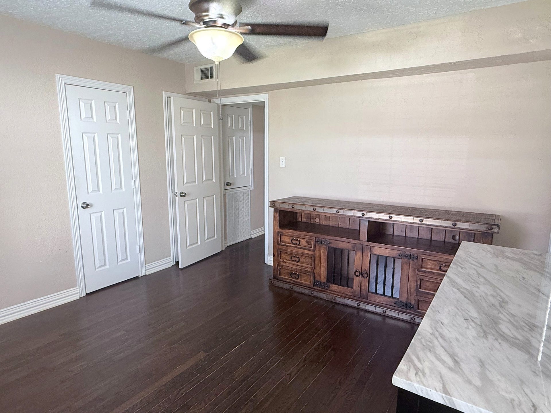 838 E 29th Street, Houston, TX 77009 838 E 29th Street, Houston, TX 77009