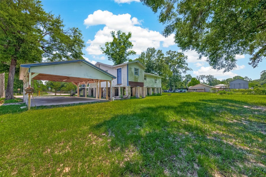 Property photo for 25080 Lakeshore Drive, Splendora, TX