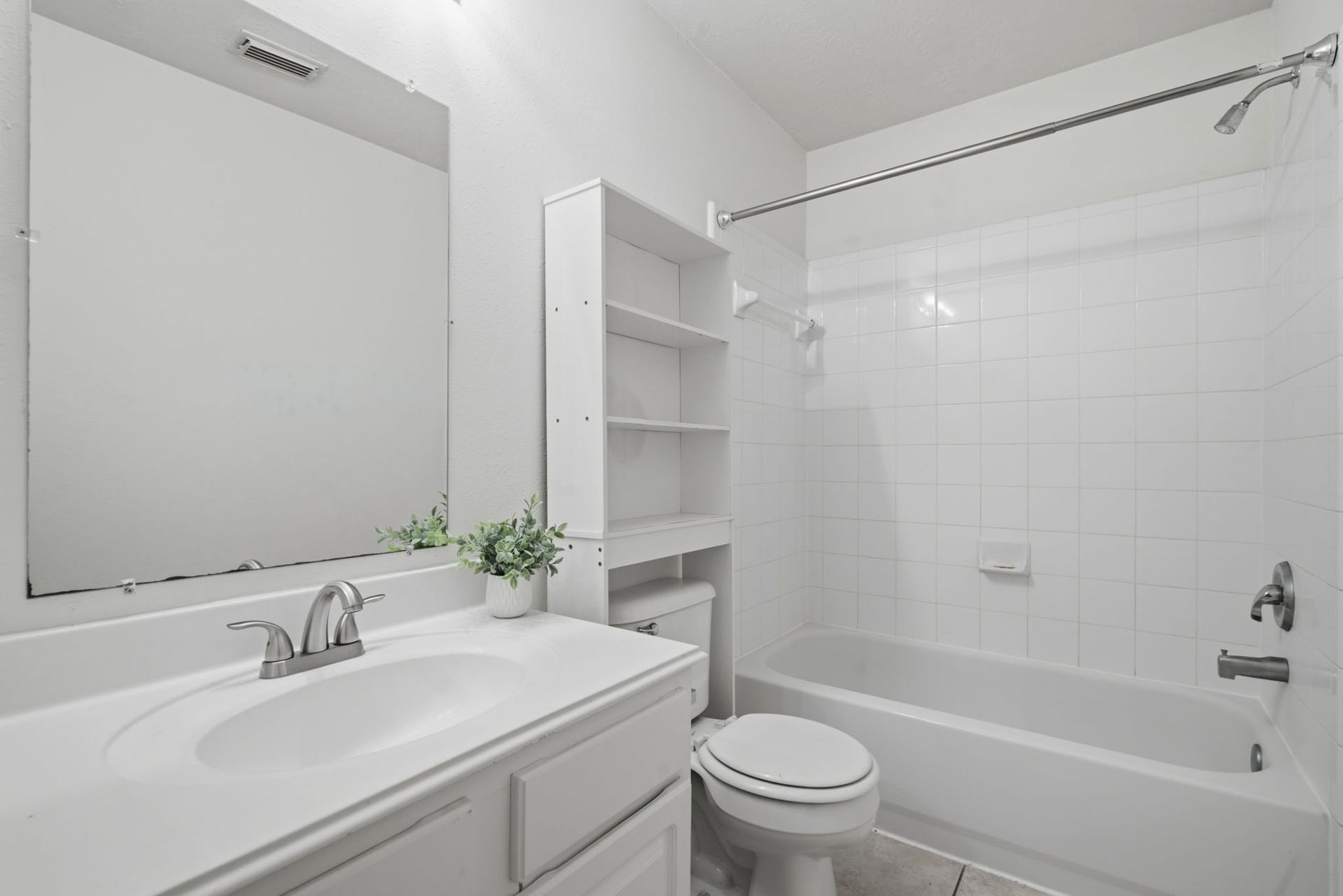 Secondary bathroom