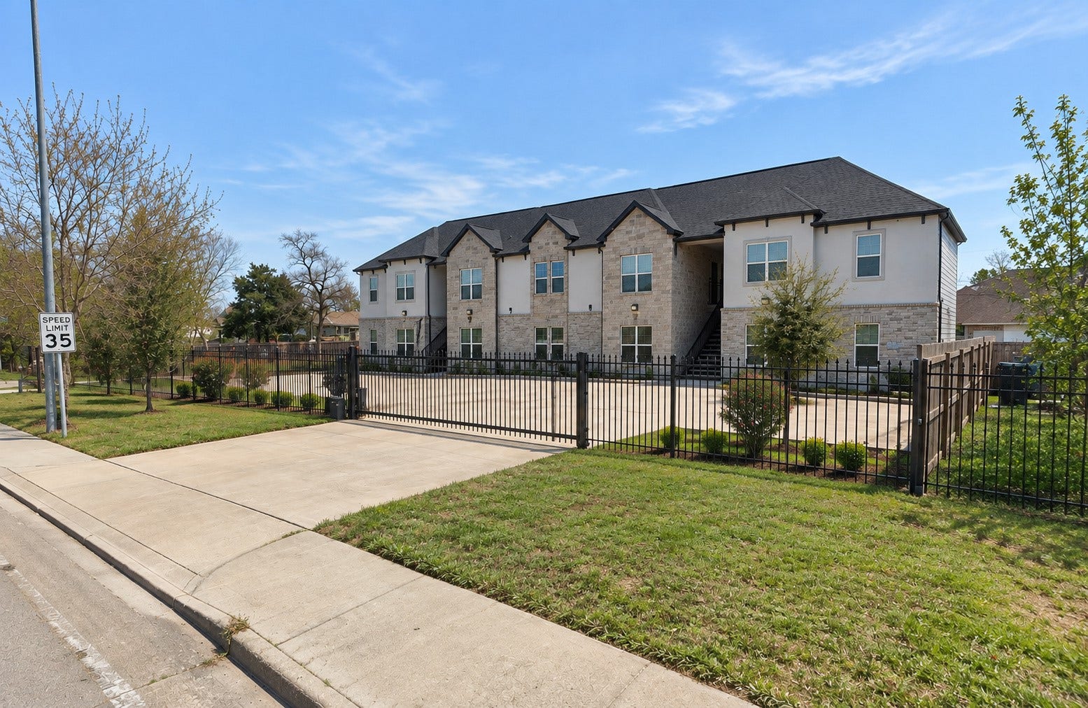 2942 Altoona Street, Houston, TX 77020 2942 Altoona Street, Houston, TX 77020