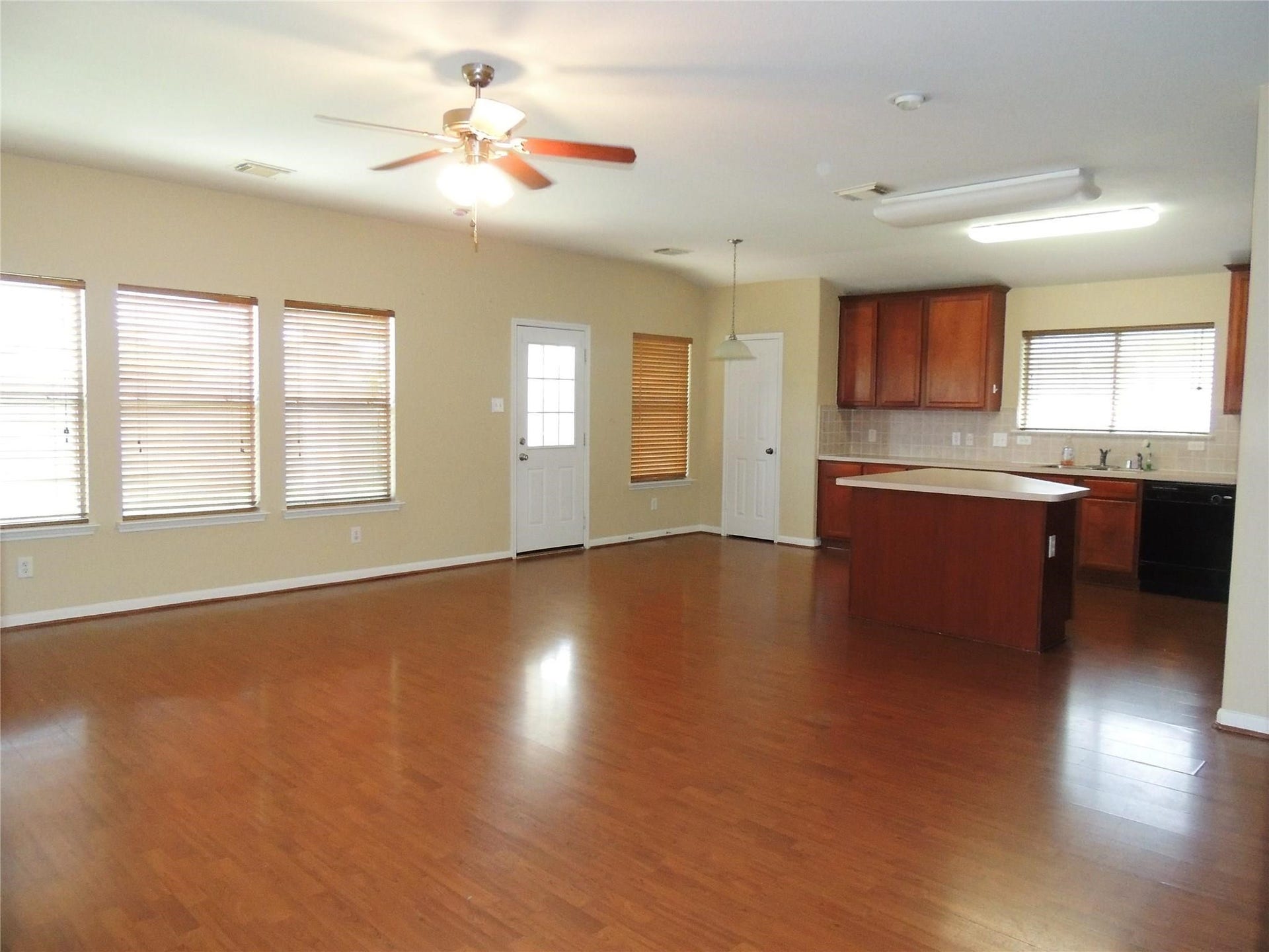 6223 Channelbrook Lane, Spring, TX 77379 6223 Channelbrook Lane, Spring, TX 77379