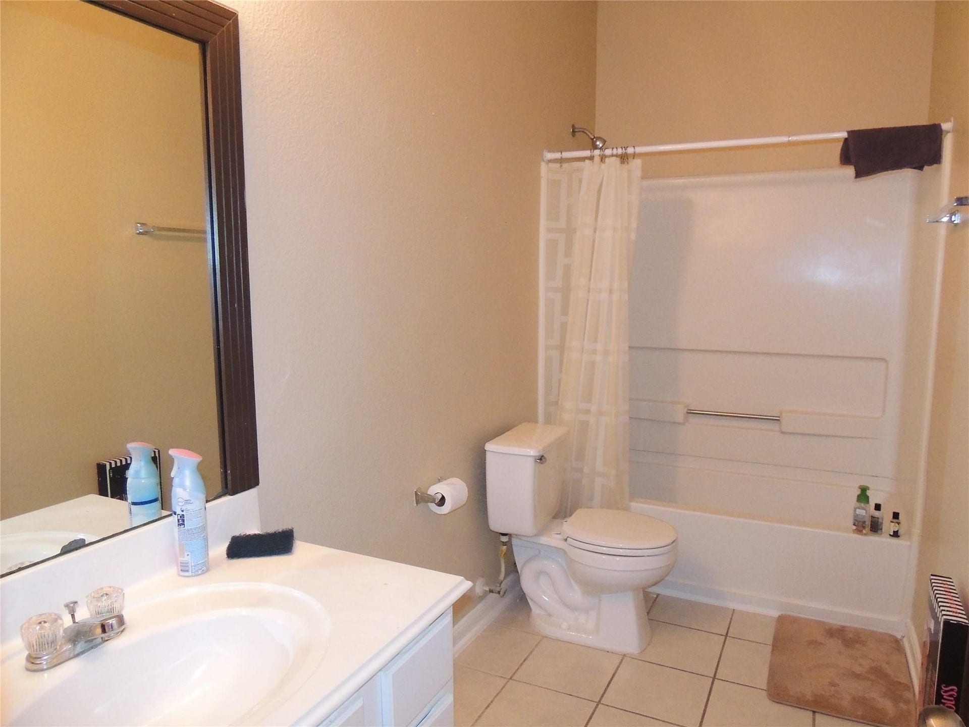 6223 Channelbrook Lane, Spring, TX 77379 6223 Channelbrook Lane, Spring, TX 77379