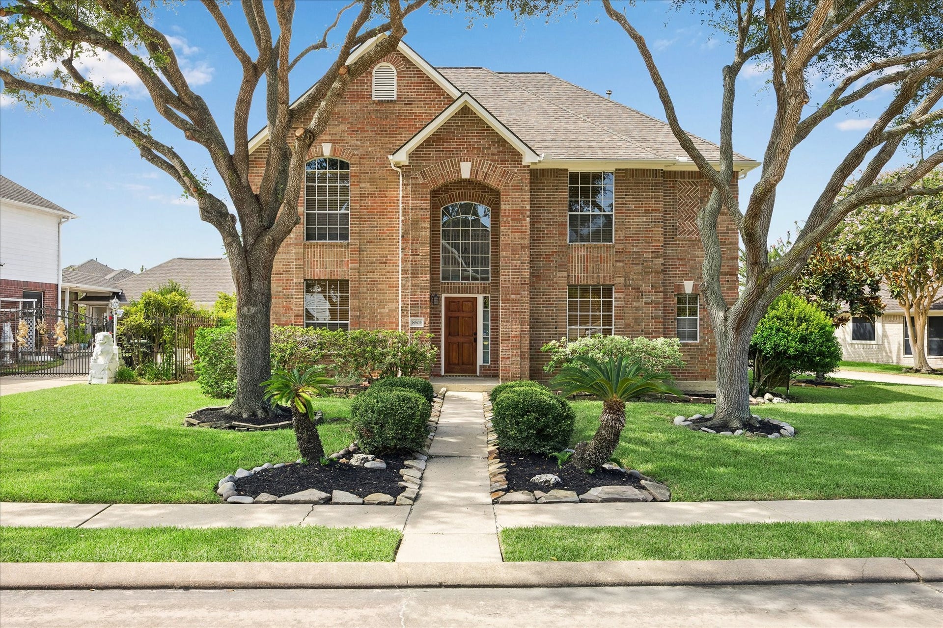 8503 Beacon Bend Lane, Pearland, TX 77584 8503 Beacon Bend!