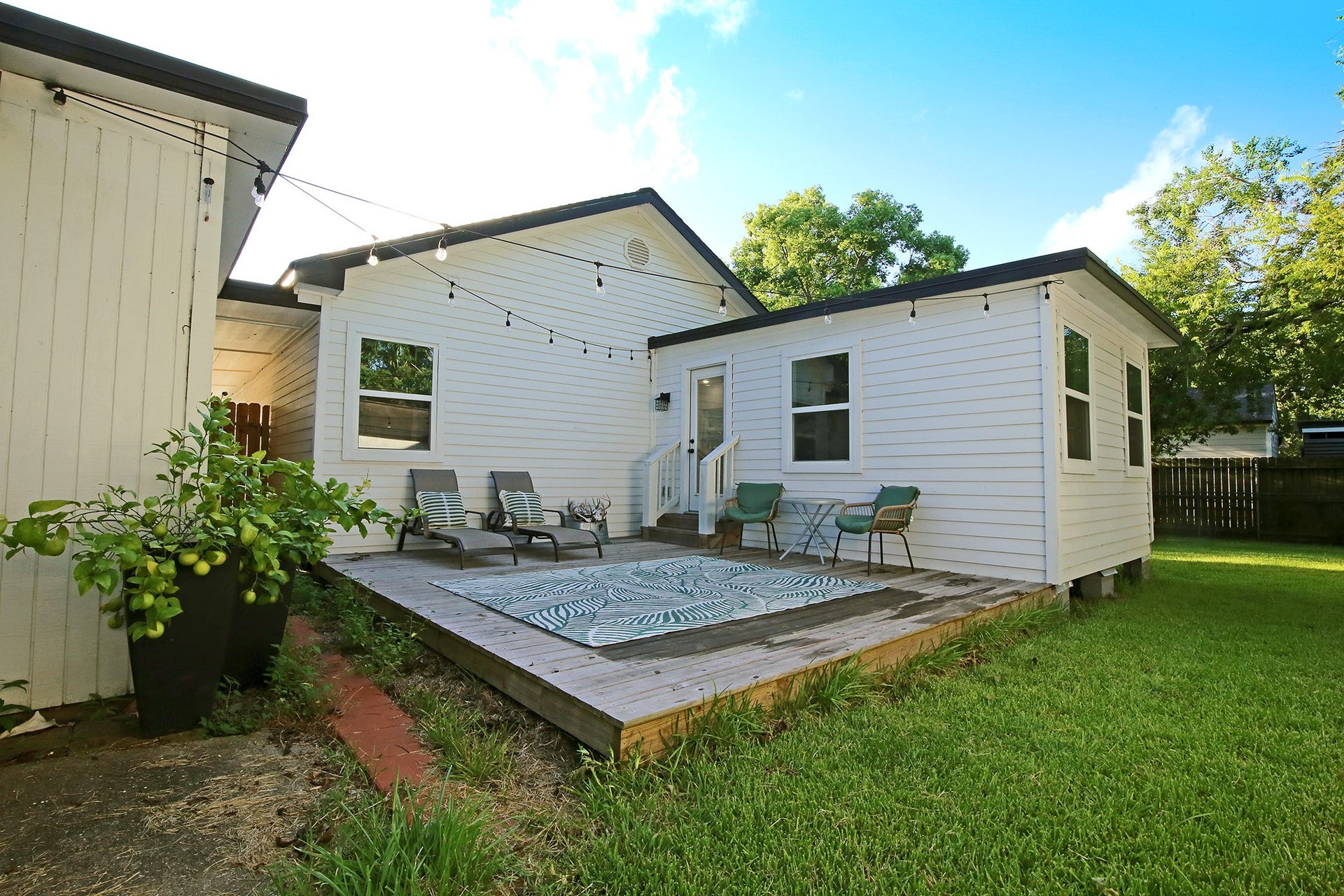 7101 2nd Street, Hitchcock, TX 77563 View of the Deck!