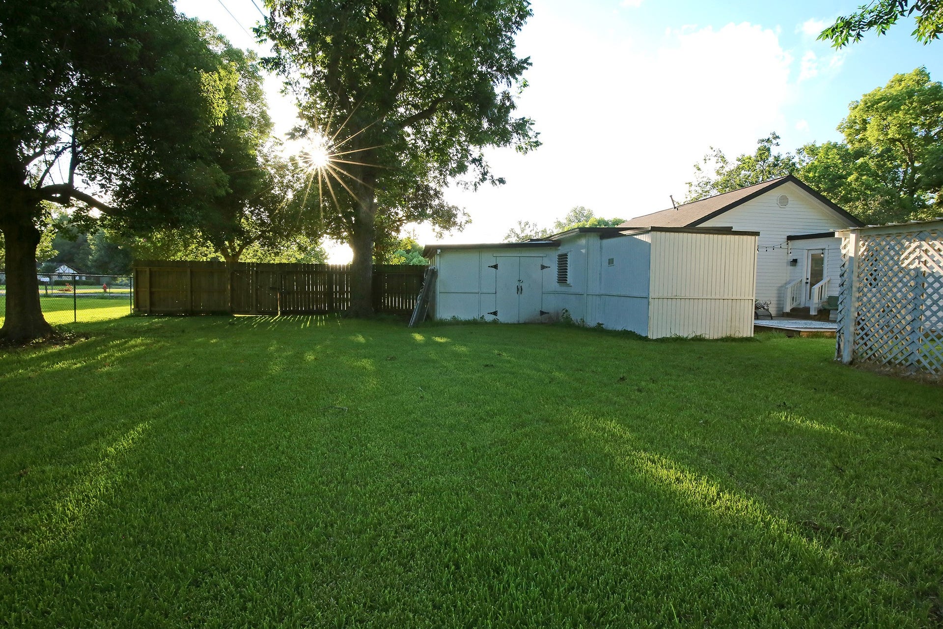 7101 2nd Street, Hitchcock, TX 77563 7101 2nd Street, Hitchcock, TX 77563