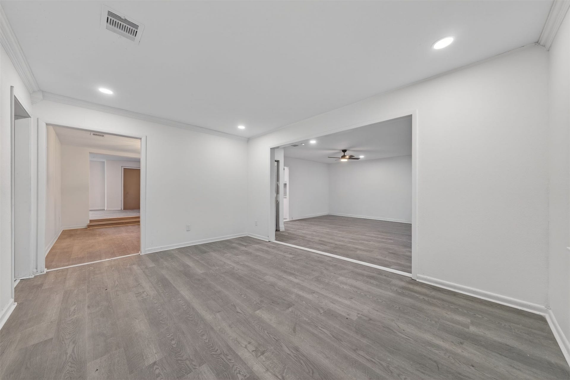 4119 Ebbtide Drive, Houston, TX 77045 4119 Ebbtide Drive, Houston, TX 77045