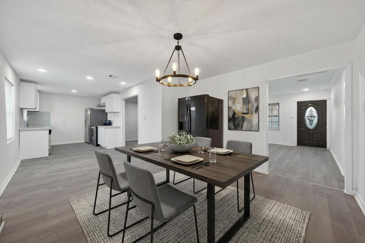 4119 Ebbtide Drive, Houston, TX 77045 4119 Ebbtide Drive, Houston, TX 77045