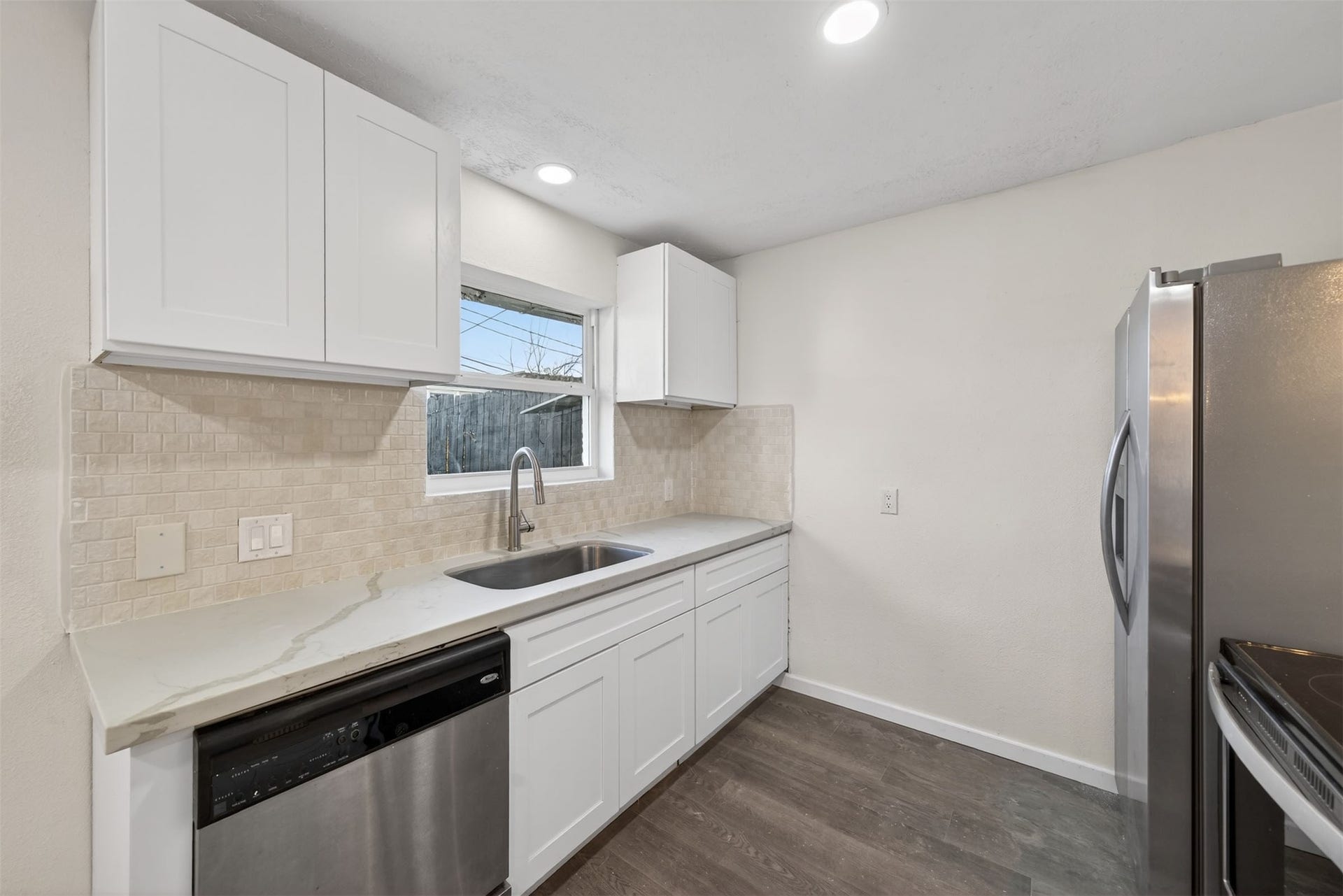 4119 Ebbtide Drive, Houston, TX 77045 4119 Ebbtide Drive, Houston, TX 77045