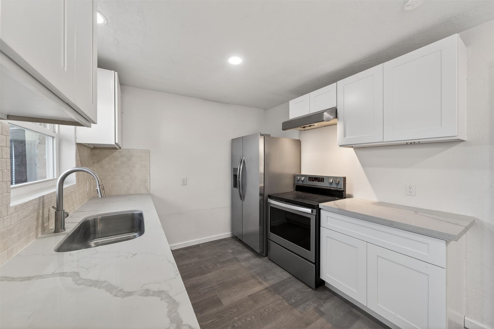 4119 Ebbtide Drive, Houston, TX 77045 4119 Ebbtide Drive, Houston, TX 77045