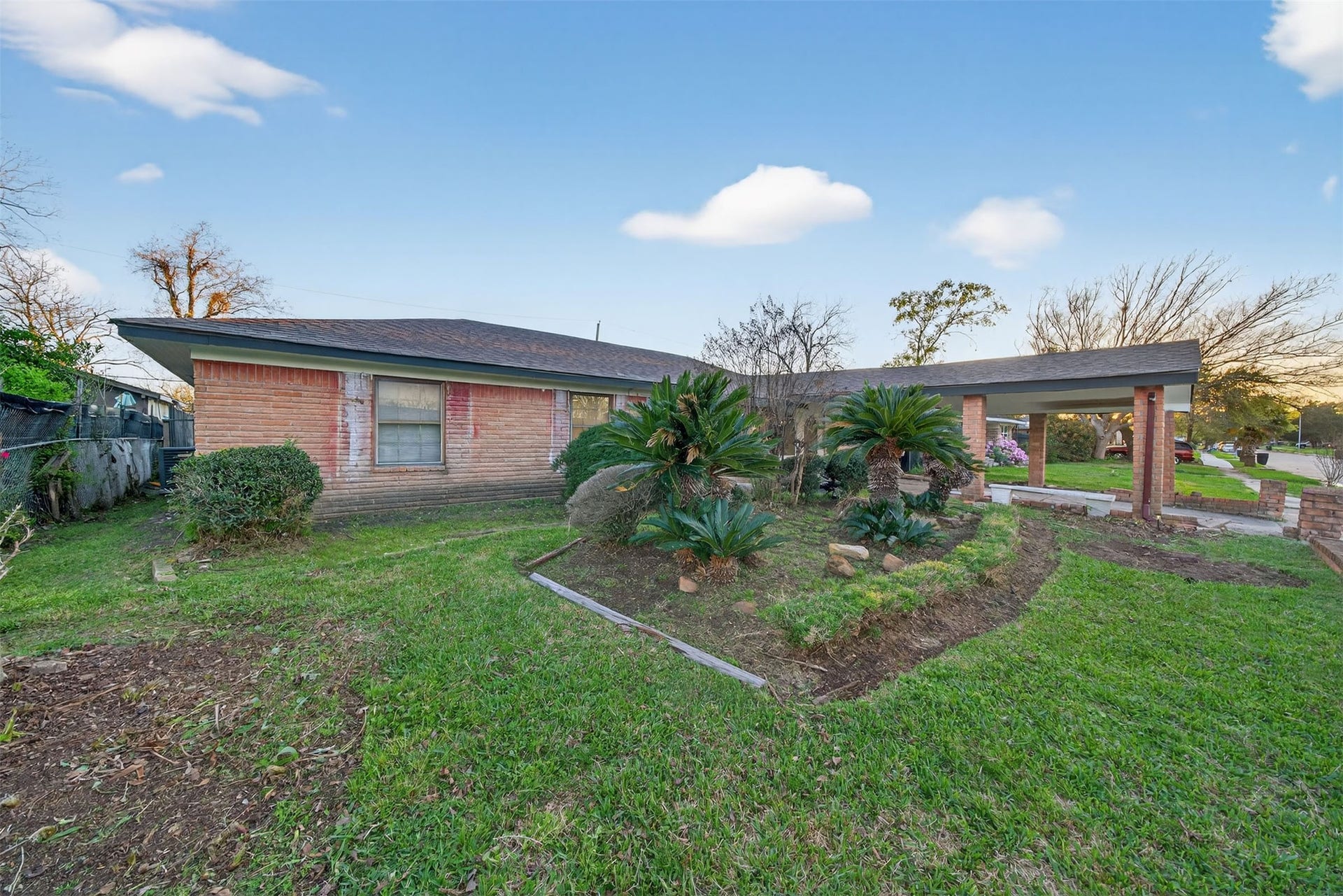 4119 Ebbtide Drive, Houston, TX 77045 4119 Ebbtide Drive, Houston, TX 77045