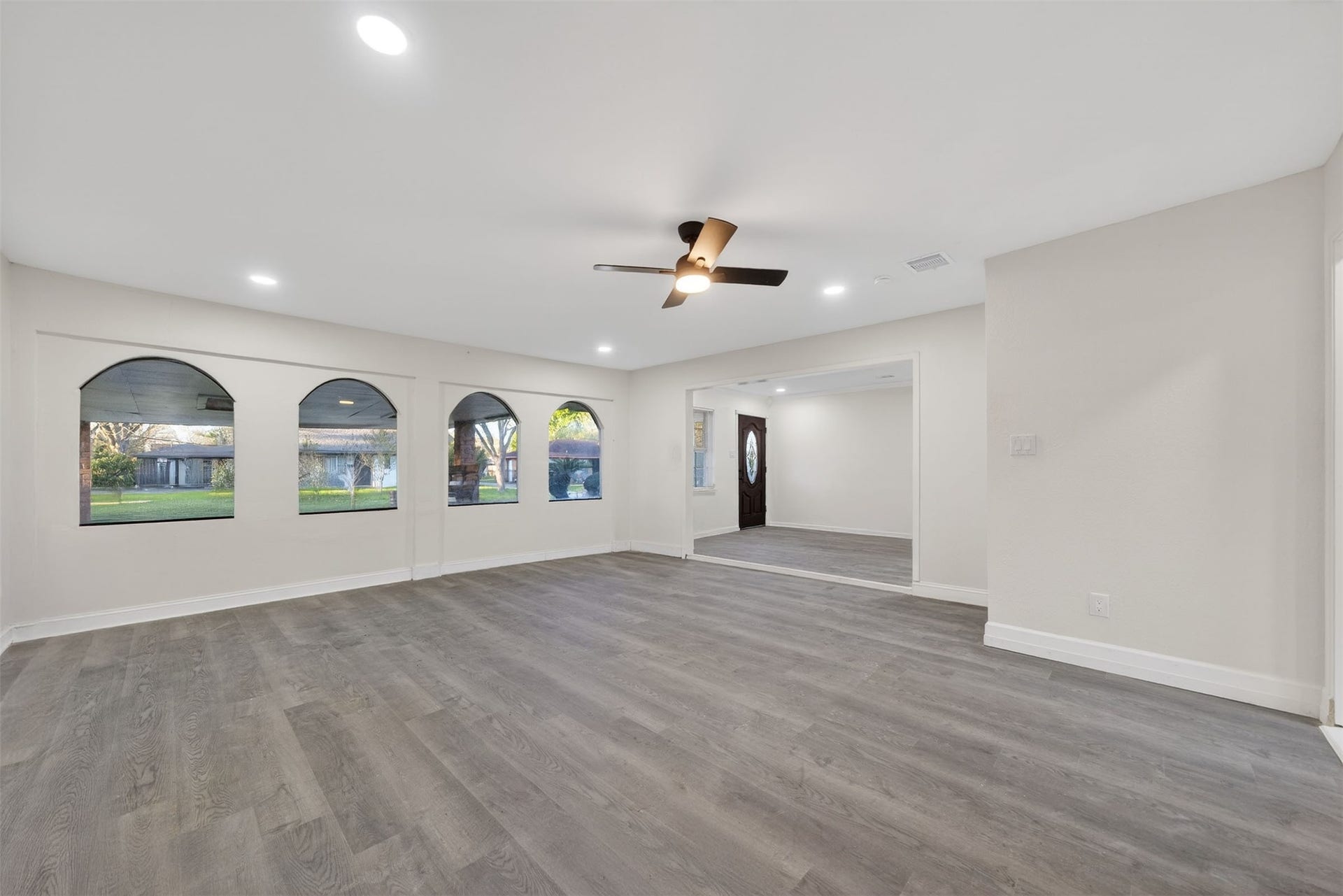 4119 Ebbtide Drive, Houston, TX 77045 4119 Ebbtide Drive, Houston, TX 77045