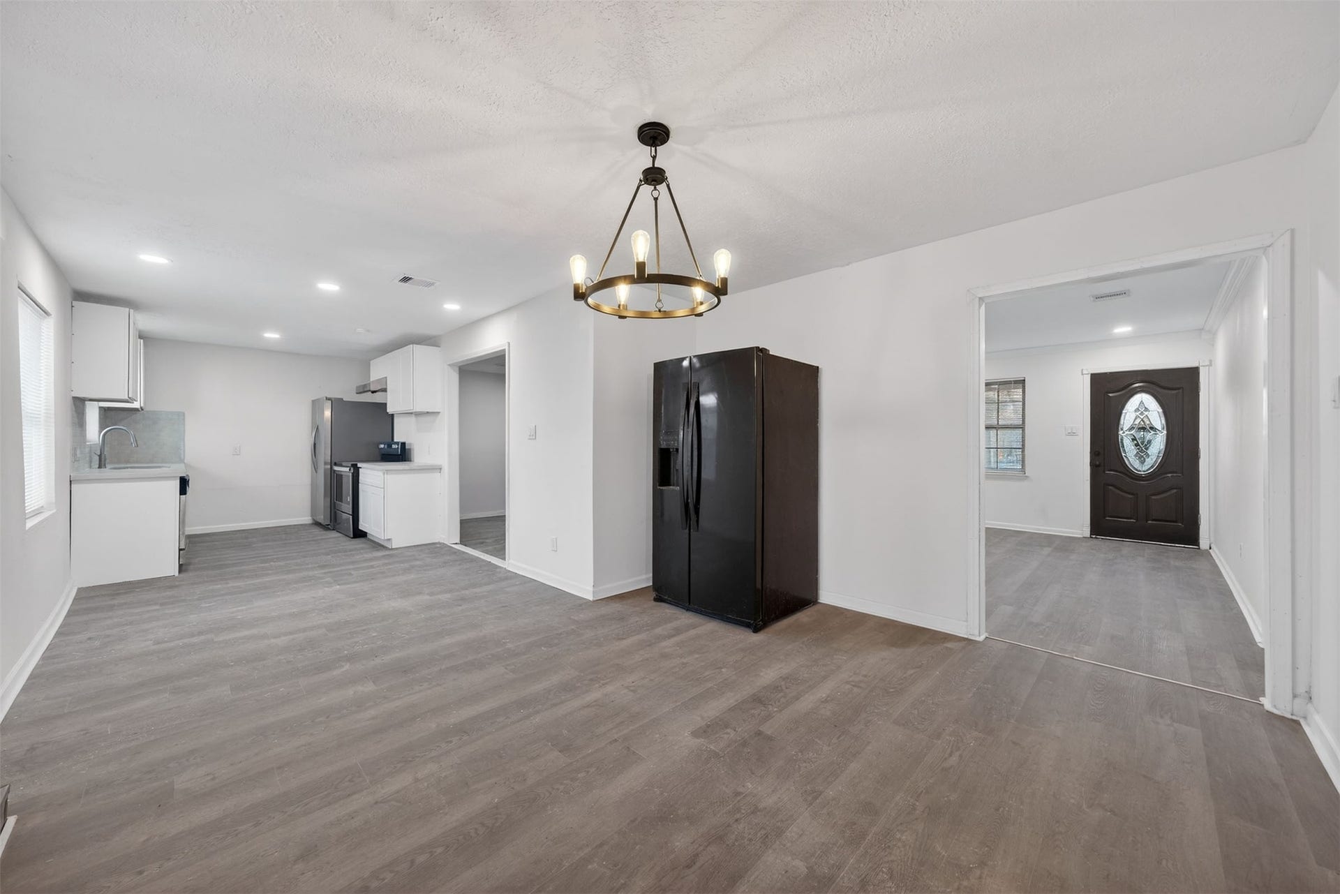 4119 Ebbtide Drive, Houston, TX 77045 4119 Ebbtide Drive, Houston, TX 77045