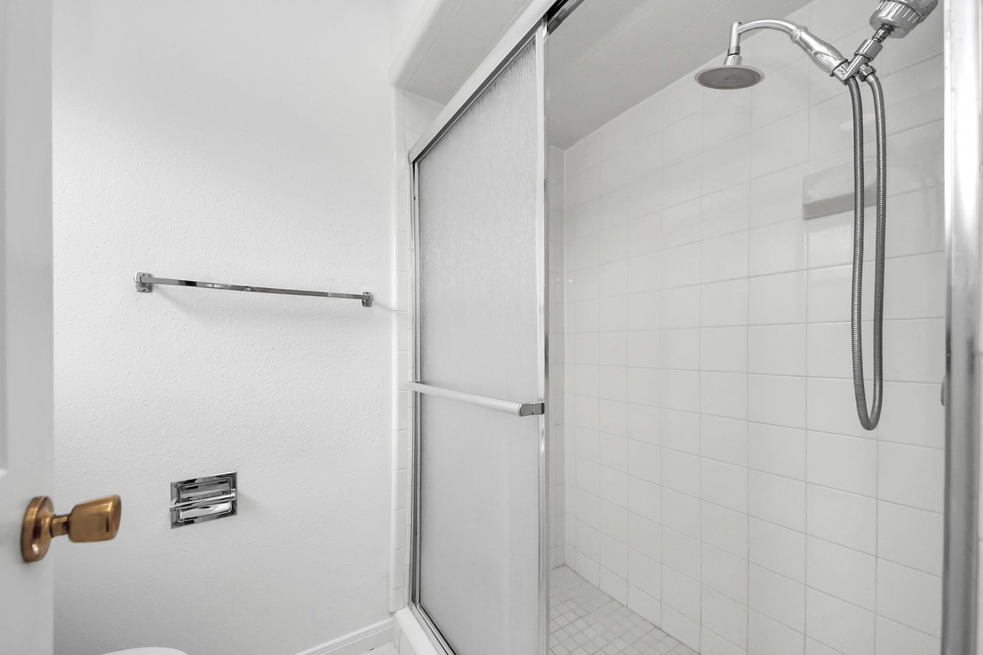 10411 Glenkirk Drive, Houston, TX 77089 10411 Glenkirk Drive, Houston, TX 77089