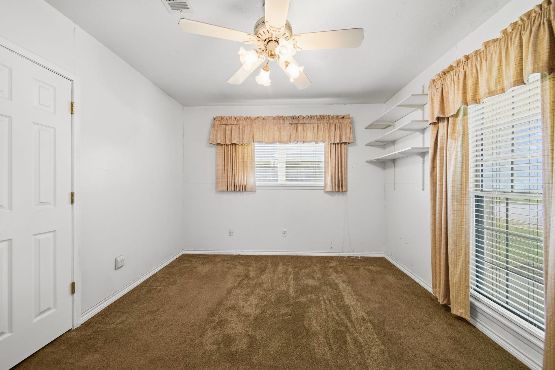 701 Crown Street, Galena Park, TX 77547 Secondary bedroom 2