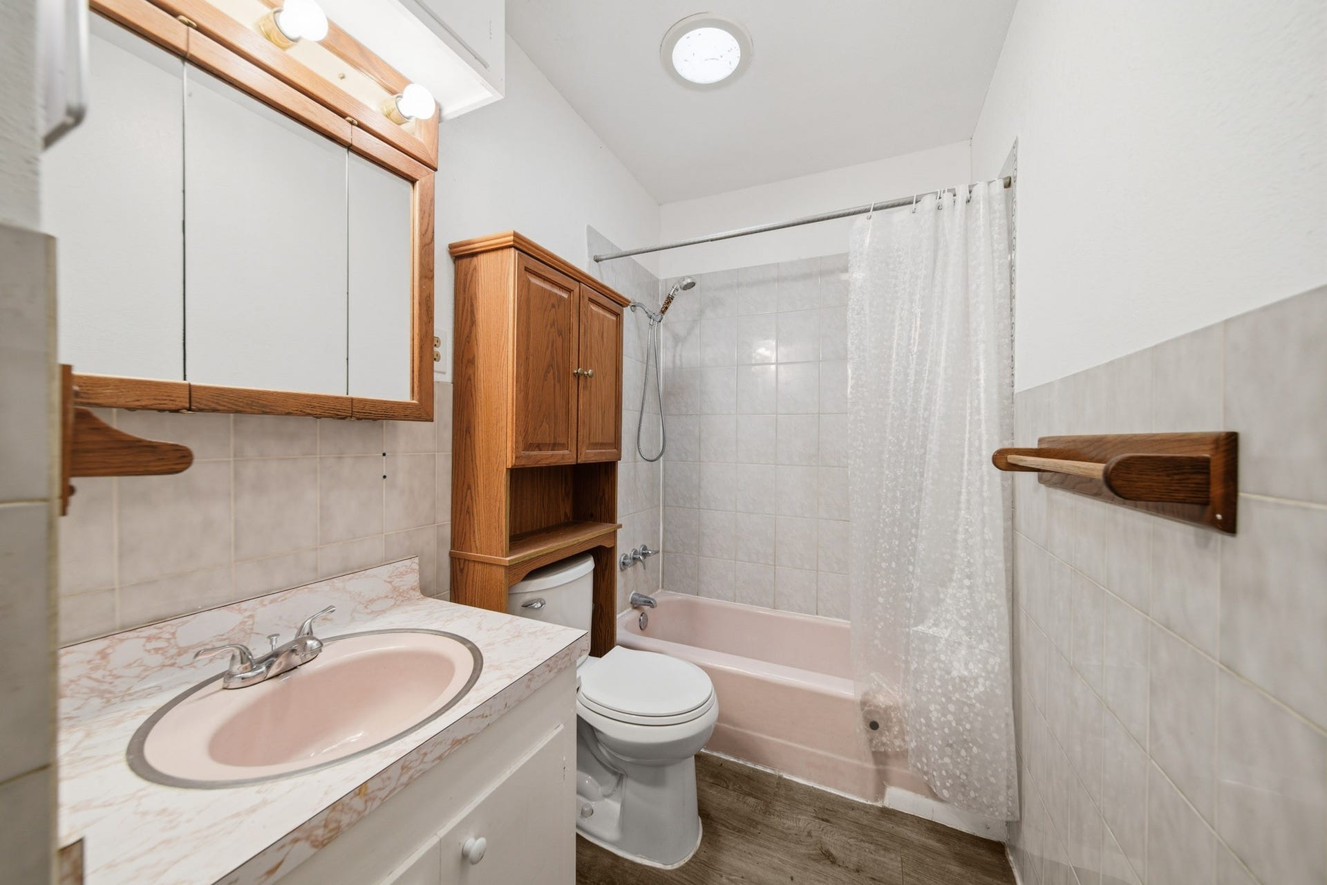 701 Crown Street, Galena Park, TX 77547 Bathroom with shower/tub combo