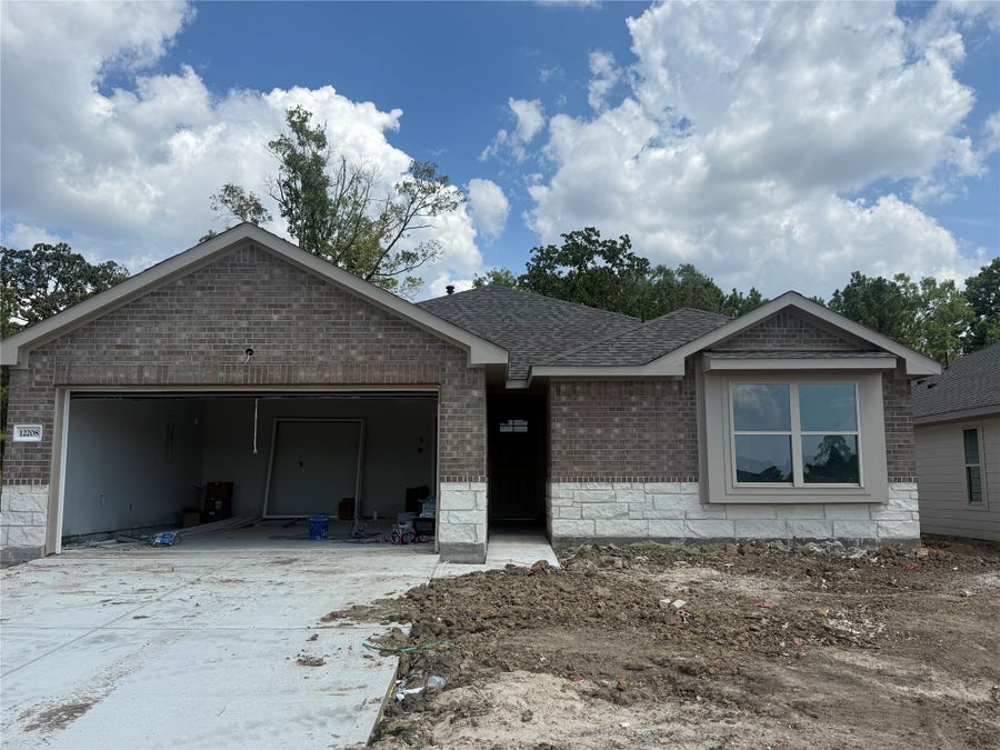 Property photo for 12208 Lexington Heights Drive, Willis, TX