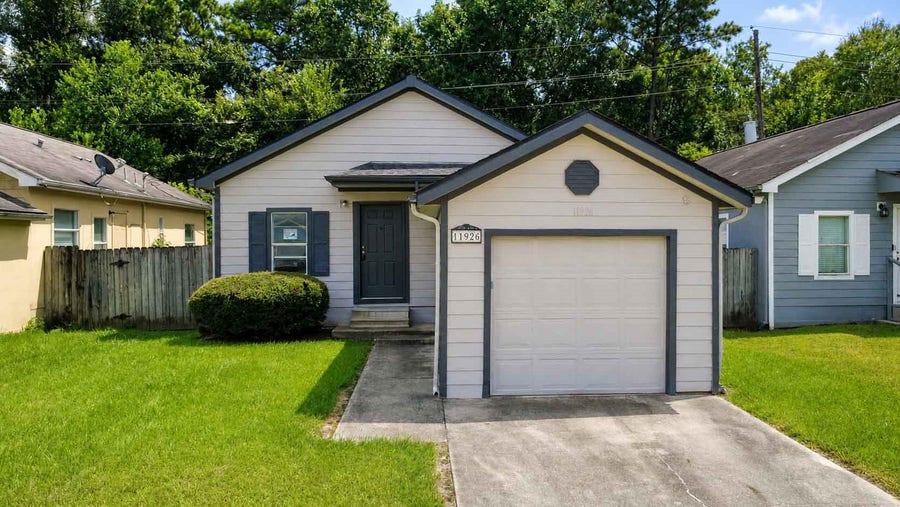 Property photo for 11926 Greensbrook Forest Drive, Houston, TX