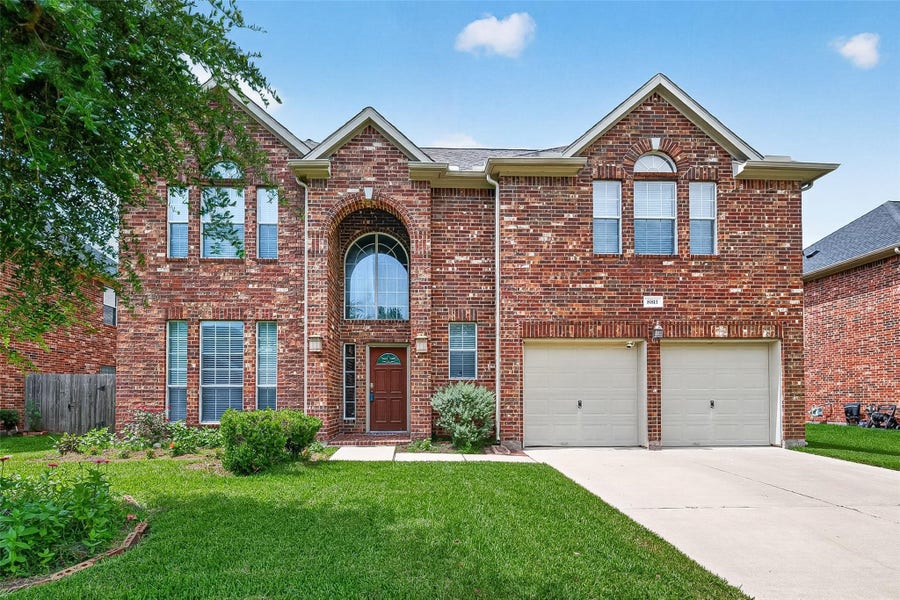 Property photo for 8811 Sun Haven Lane, Pearland, TX