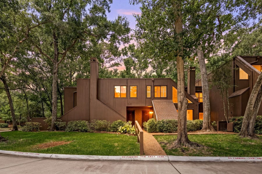 Property photo for 241 Litchfield Lane, Houston, TX