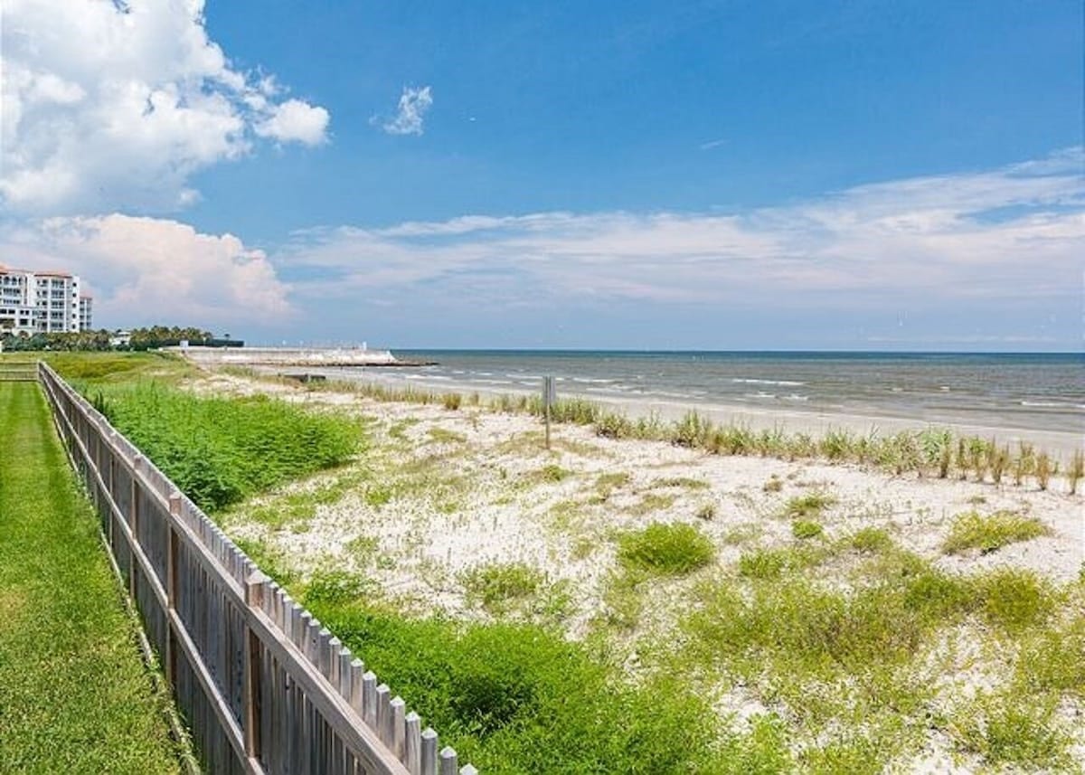 10811 Termini San Luis Pass Road, #2116, Galveston, TX 77554 10811 Termini San Luis Pass Road, #2116, Galveston, TX 77554