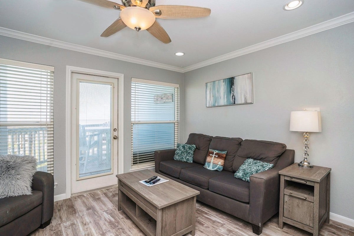 10811 Termini San Luis Pass Road, #2116, Galveston, TX 77554 Sleeper sofa in living room