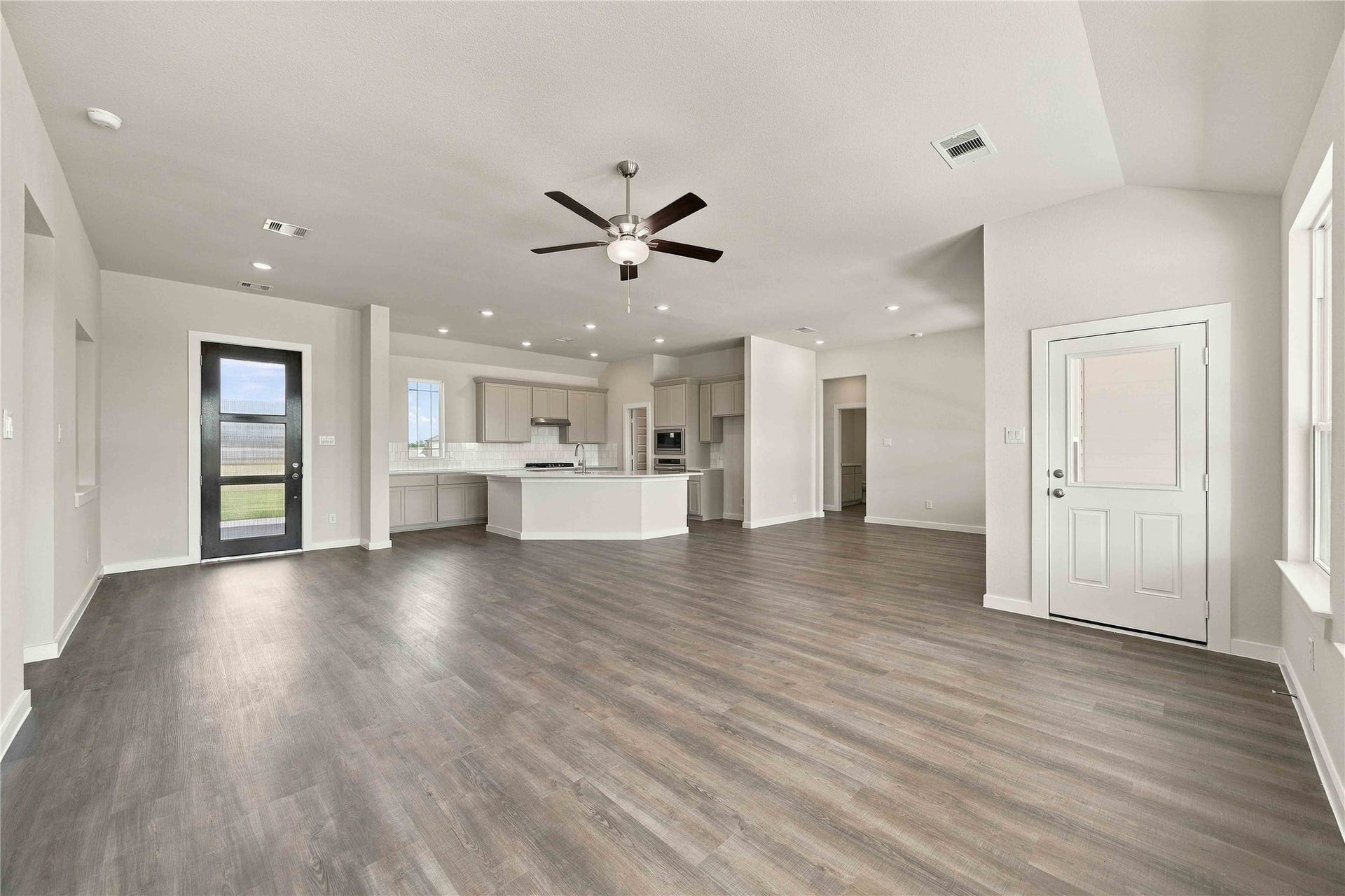 1338 Westfork Drive, Sealy, TX 77474