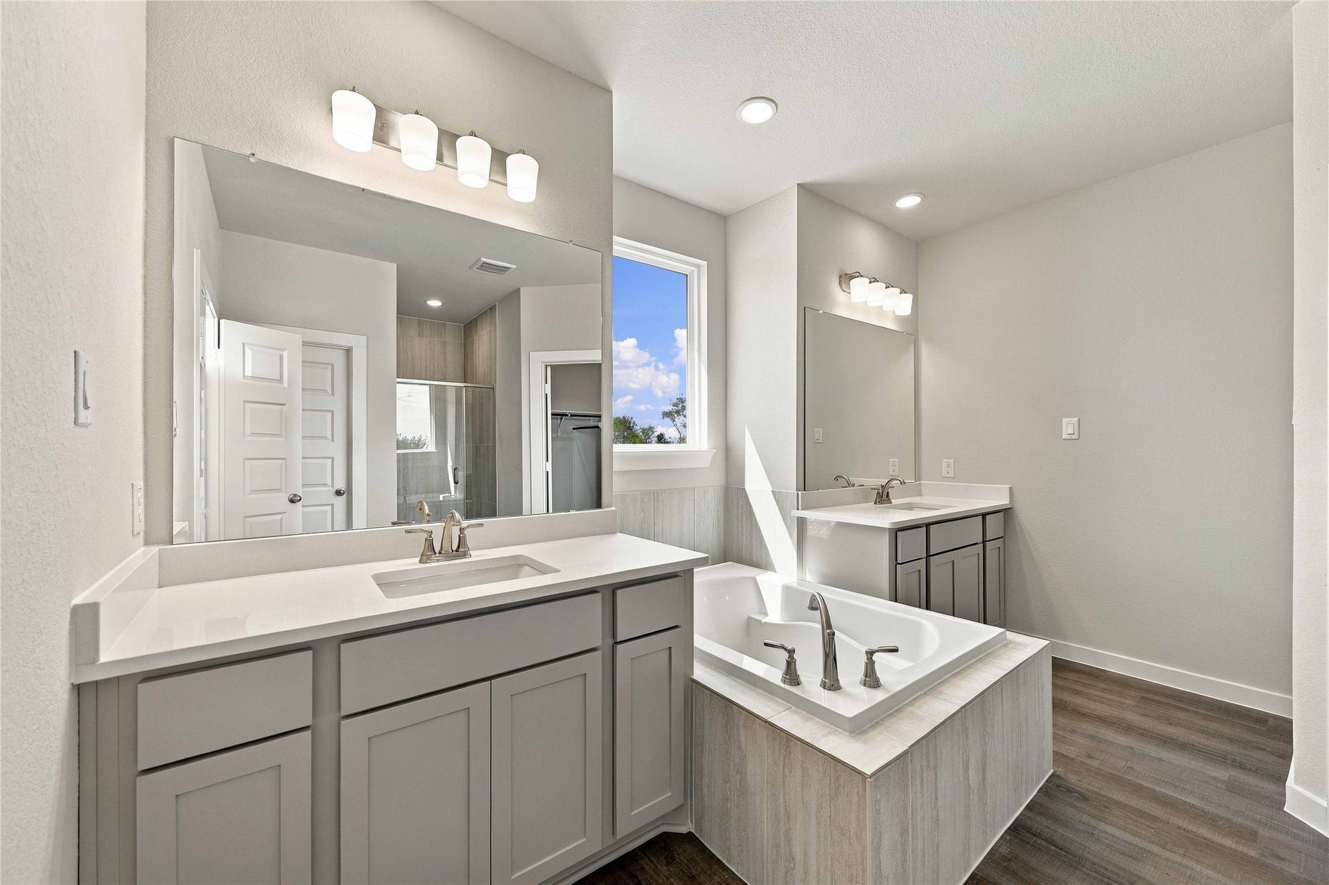 1338 Westfork Drive, Sealy, TX 77474