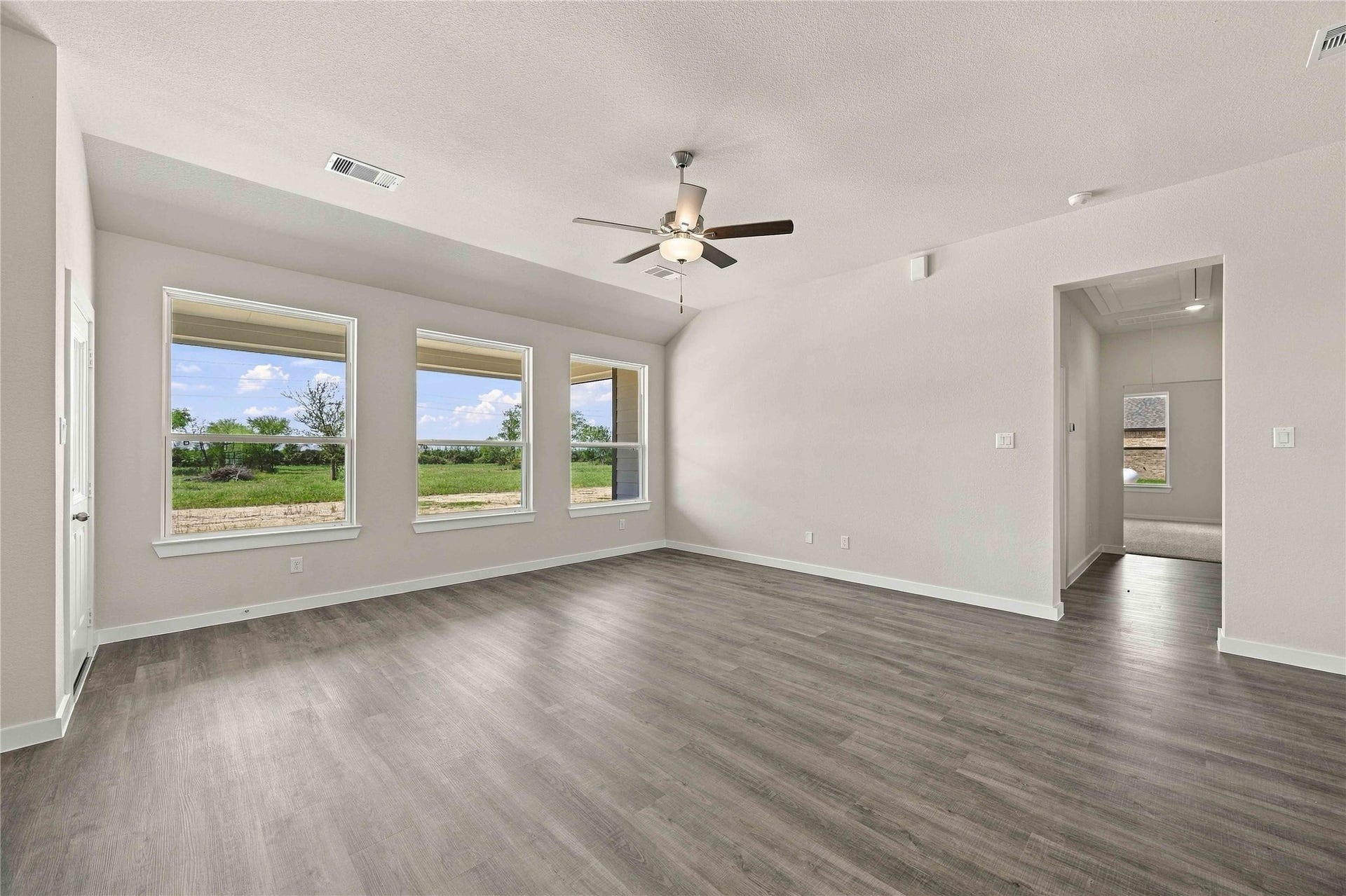 1338 Westfork Drive, Sealy, TX 77474