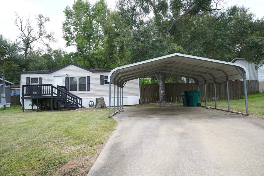Property photo for 9533 Cypress Drive, Willis, TX