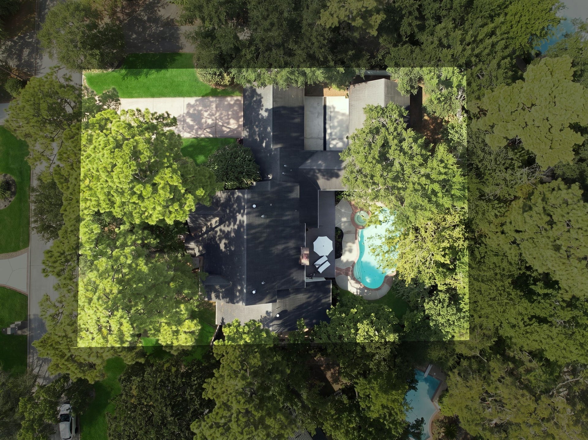 23 S Brokenfern Drive Drive, The Woodlands, TX 77380 23 S Brokenfern Drive Drive, The Woodlands, TX 77380