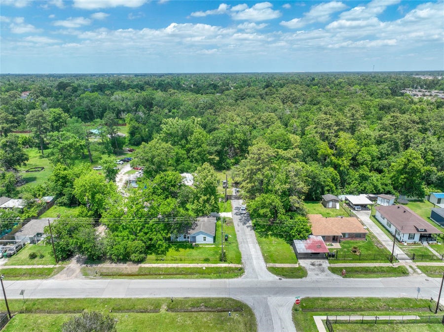 Property photo for 8105 Seeker Street, Houston, TX