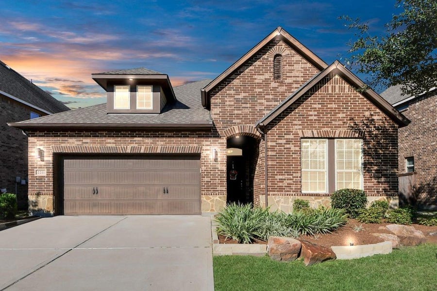 Property photo for 2211 Tonkawa Trail, Katy, TX