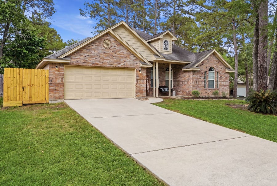 Property photo for 3202 Glenforest Drive, Montgomery, TX