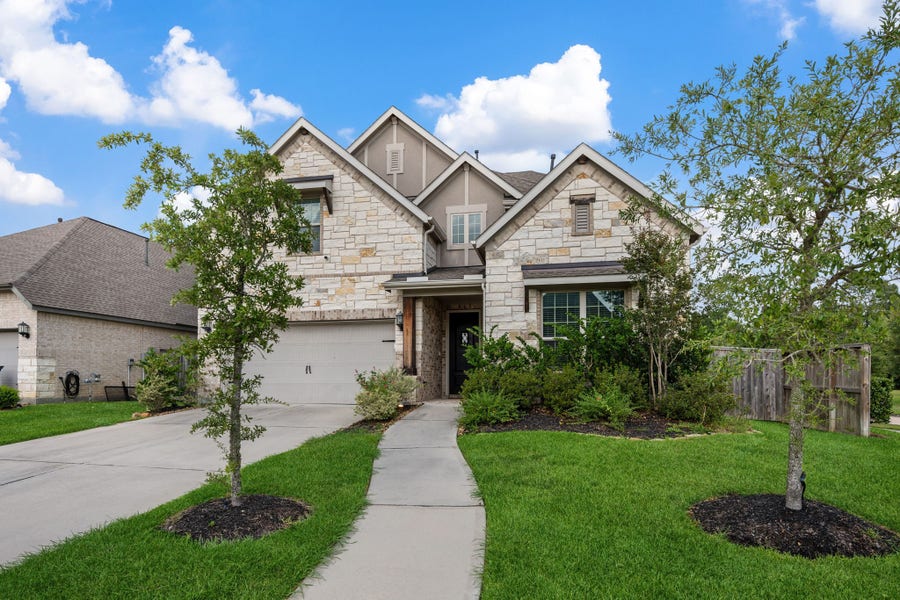 Property photo for 3235 Bellwick Chase Lane, Houston, TX