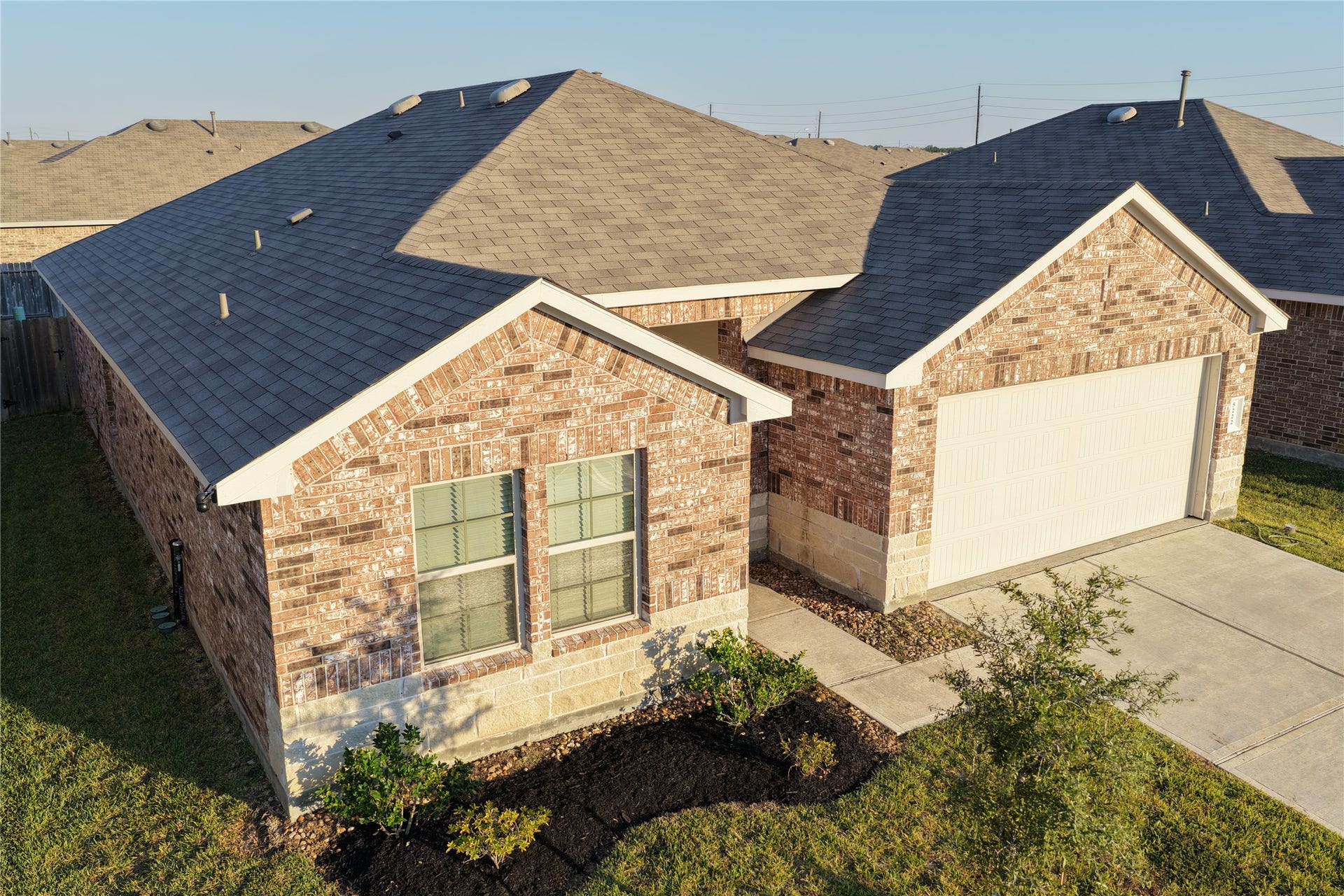 Roof and exterior view