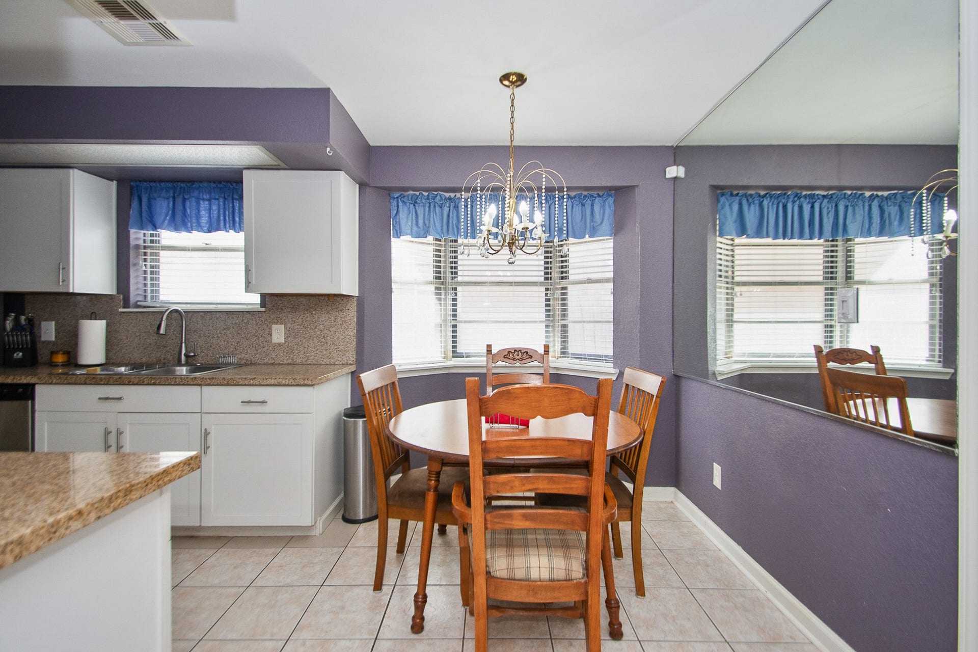 11003 Sageorchard Lane, Houston, TX 77089 Kitchen / Breakfast Area