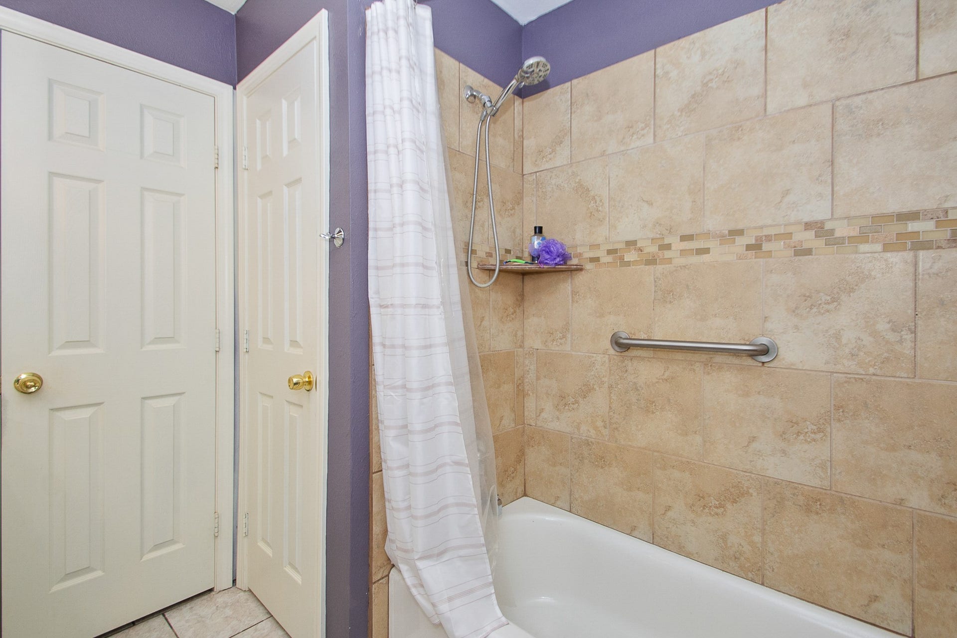 11003 Sageorchard Lane, Houston, TX 77089 Bathroom