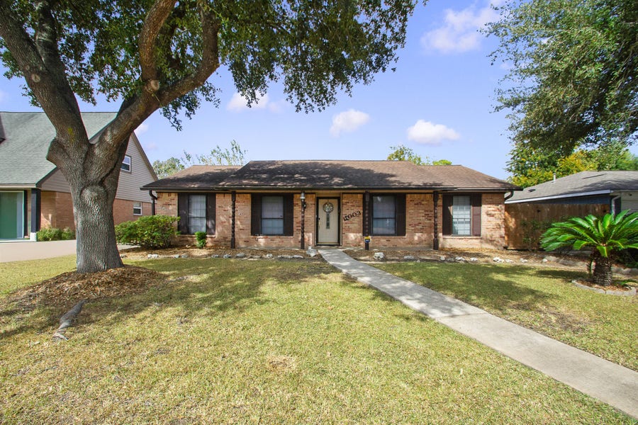 Property photo for 11003 Sageorchard Lane, Houston, TX