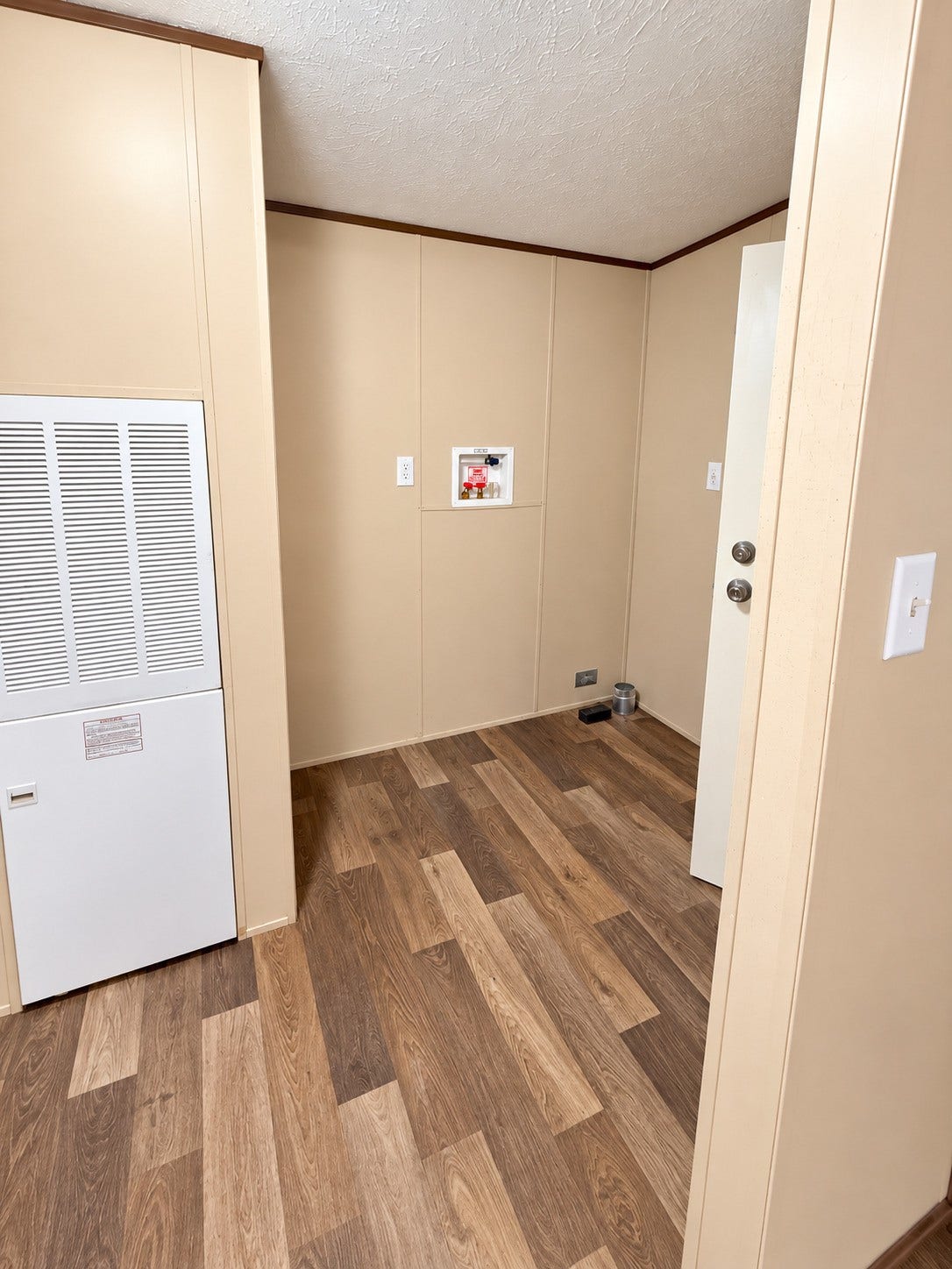 21144 Live Oak Street, New Caney, TX 77357 Utility Room - Washer and Dryer space