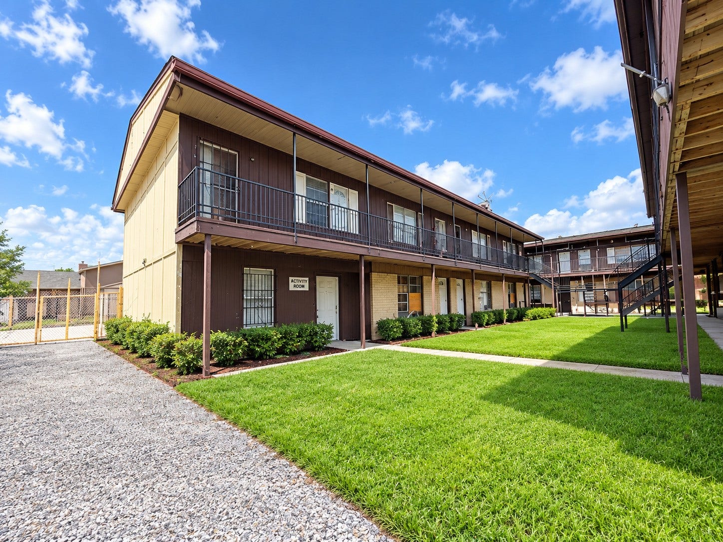 6636 Bellfort Street, Houston, TX 77087 6636 Bellfort Street, Houston, TX 77087