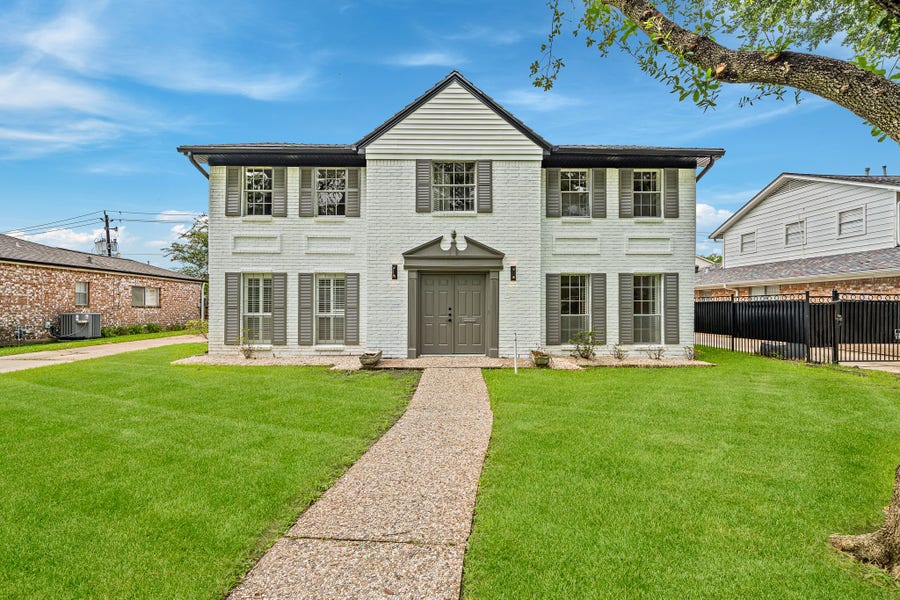 Property photo for 10622 Inwood Drive, Houston, TX